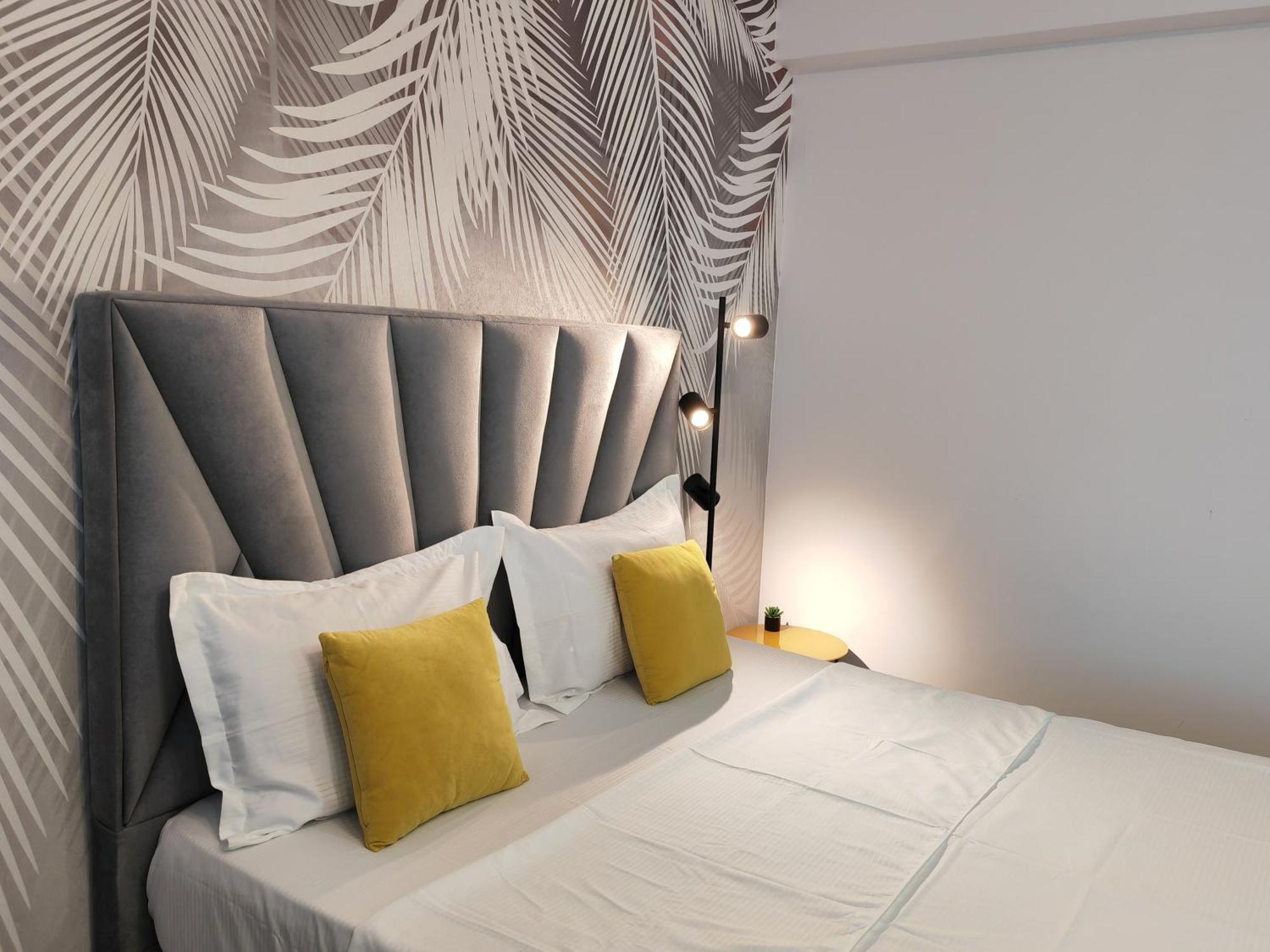 Sunset Bucharest Rebreanu Apartment Ngoại thất bức ảnh